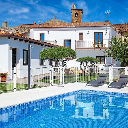 Apartamentos Rurales Cielo De Monfraguee Малпартида де Пласенсия Екстериор снимка
