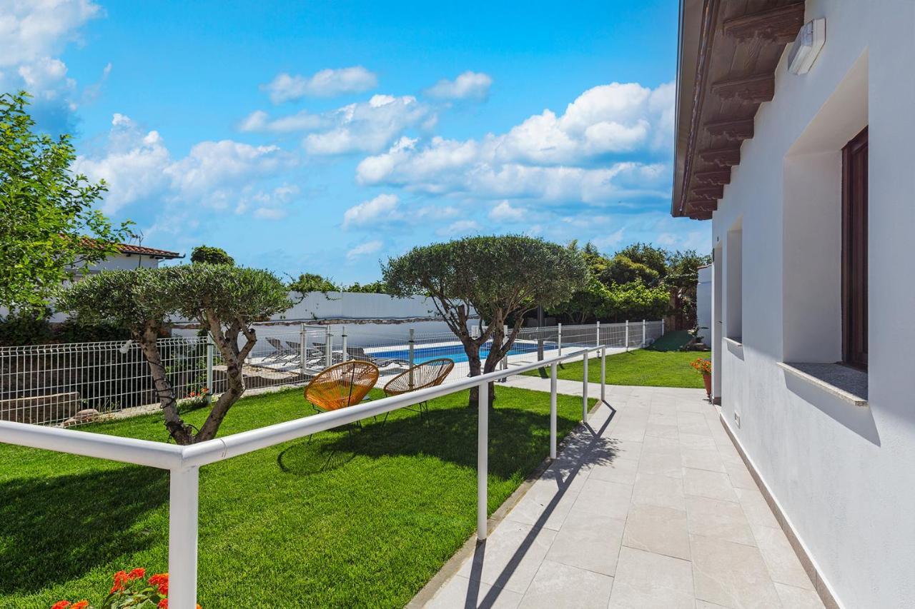 Apartamentos Rurales Cielo De Monfraguee Малпартида де Пласенсия Екстериор снимка