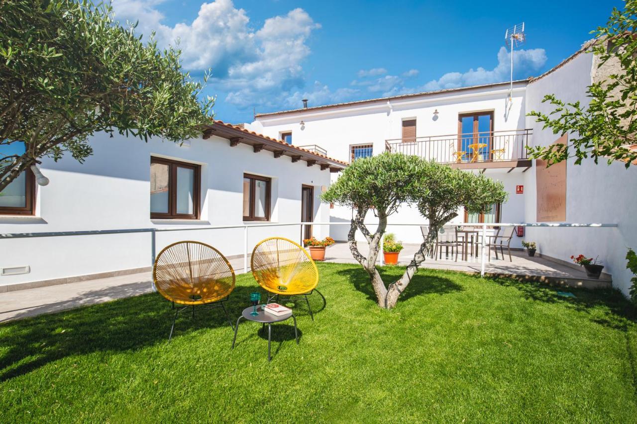 Apartamentos Rurales Cielo De Monfraguee Малпартида де Пласенсия Екстериор снимка